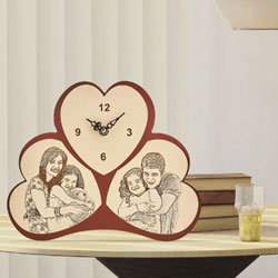 Engraved Wooden Table Clock, Redmoments